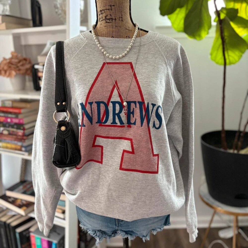 Vintage Andrews Crewneck Sweatshirt – Classic Style